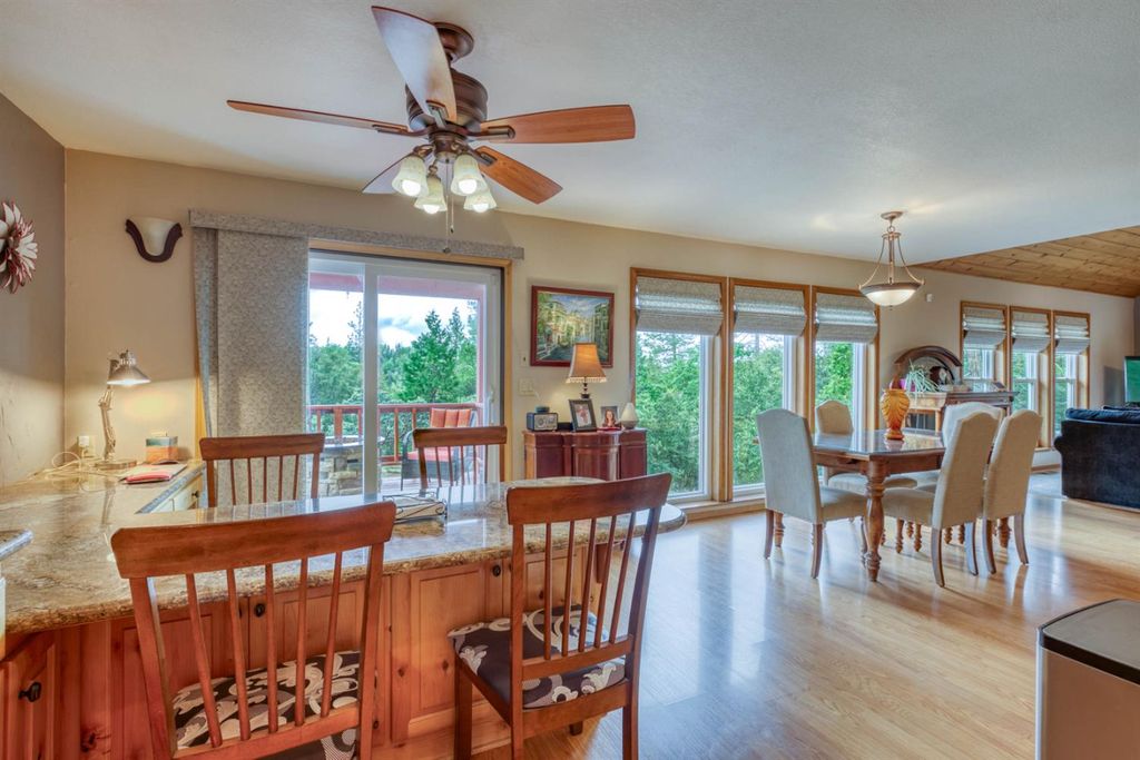Image 10 of property listing at 42123 Auberry Road, Auberry, CA 93602