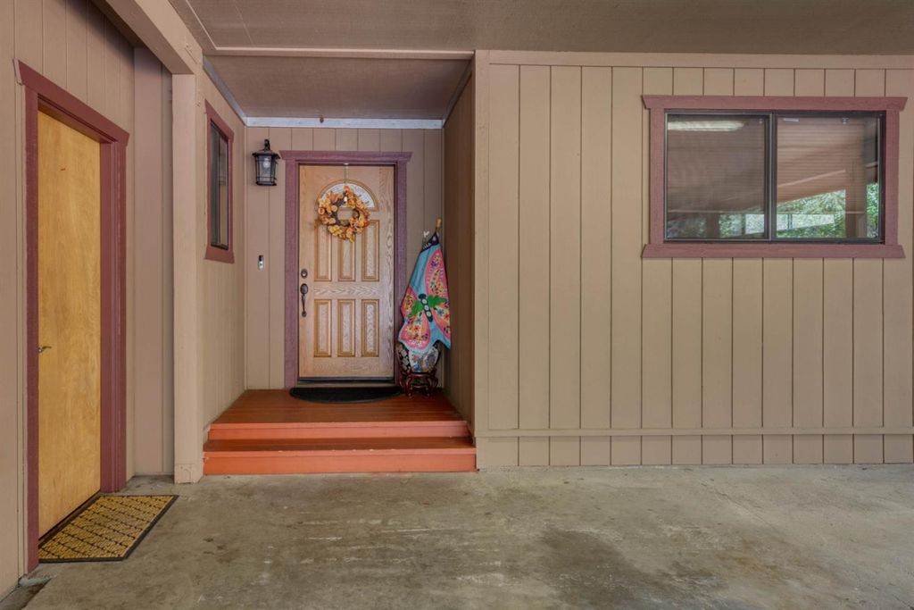 Image 15 of property listing at 42123 Auberry Road, Auberry, CA 93602