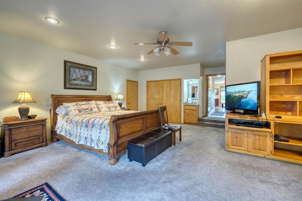 Image 33 of property listing at 42123 Auberry Road, Auberry, CA 93602