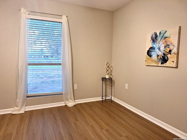 4904 Blackhill, Floresville, TX 78114