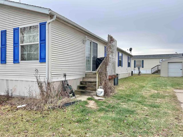 141 Smoky Hill River Court, Adrian, MI 49221