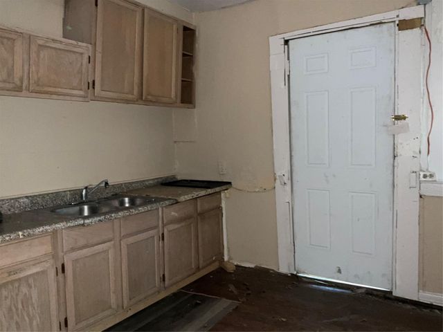 2614 Lee Street, Houston, TX 77026