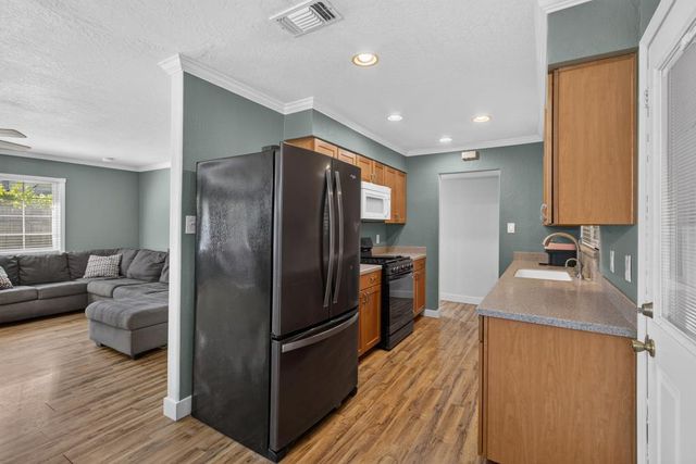 7212 Midnight Way, Citrus Heights, CA 95621