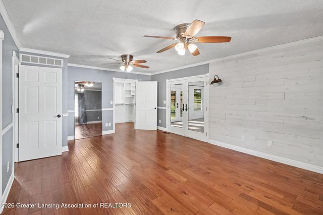 5490 W Howe Road, Dewitt, MI 48820