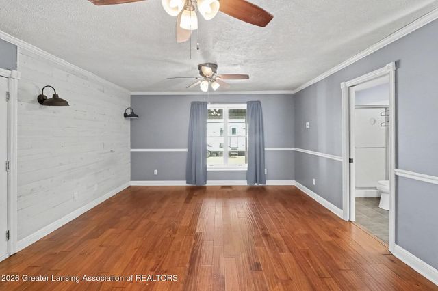 5490 W Howe Road, Dewitt, MI 48820