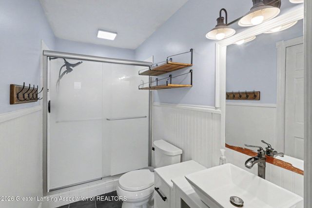 5490 W Howe Road, Dewitt, MI 48820