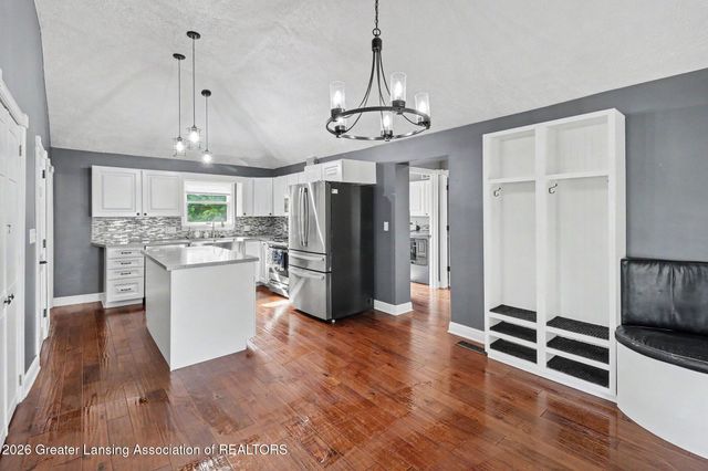 5490 W Howe Road, Dewitt, MI 48820