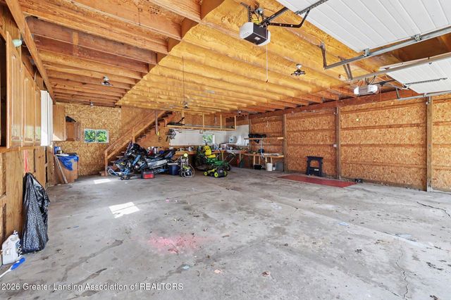 5490 W Howe Road, Dewitt, MI 48820