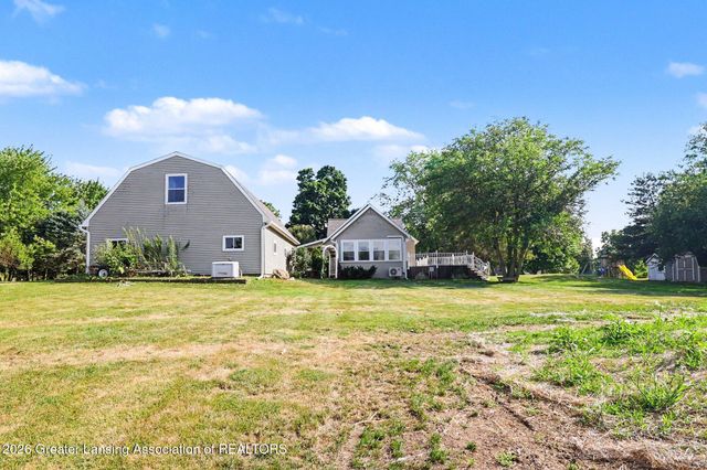 5490 W Howe Road, Dewitt, MI 48820