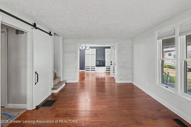 5490 W Howe Road, Dewitt, MI 48820