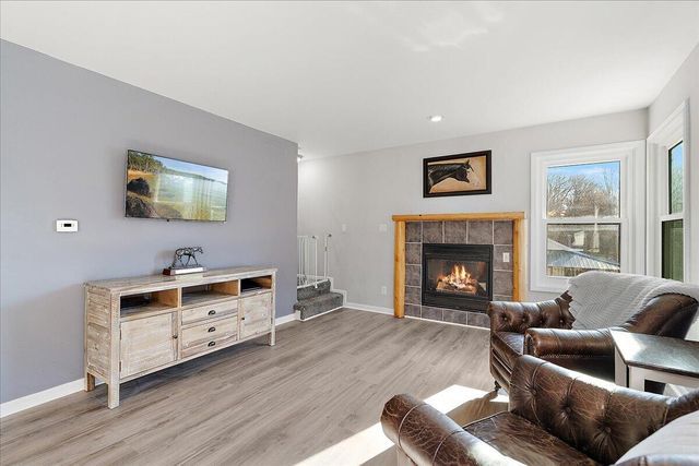 12880 Jordan Meadows Court, Lowell, MI 49331