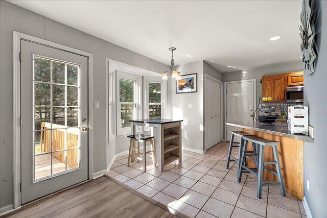 12880 Jordan Meadows Court, Lowell, MI 49331