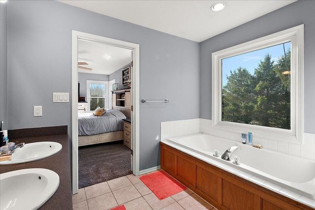 12880 Jordan Meadows Court, Lowell, MI 49331