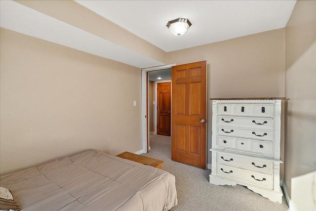 12880 Jordan Meadows Court, Lowell, MI 49331