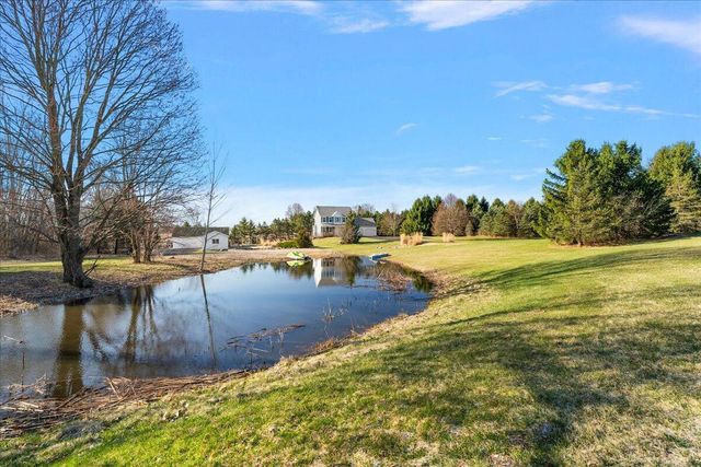 12880 Jordan Meadows Court, Lowell, MI 49331