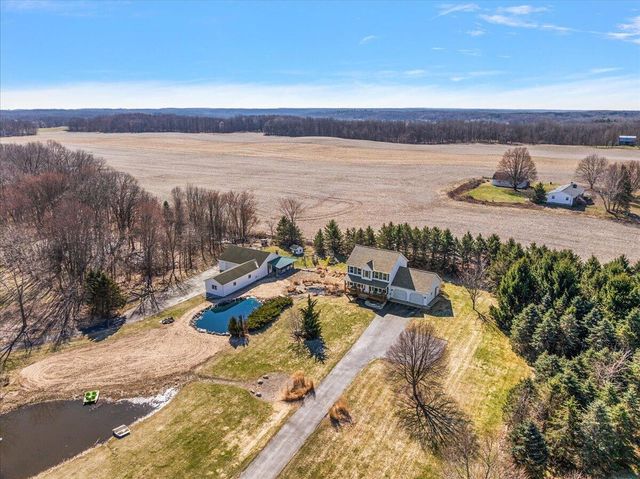 12880 Jordan Meadows Court, Lowell, MI 49331