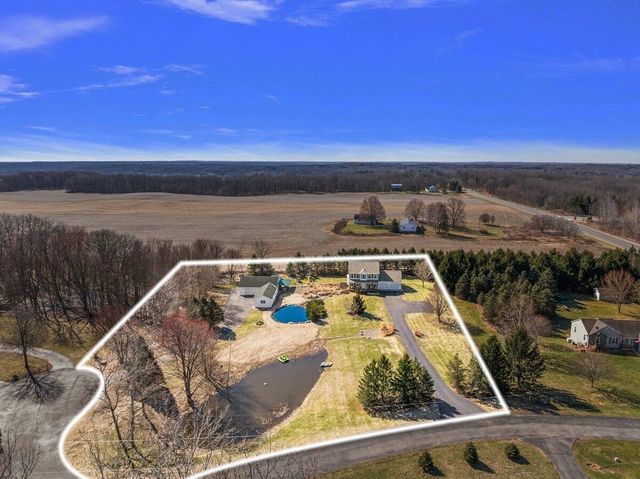 12880 Jordan Meadows Court, Lowell, MI 49331