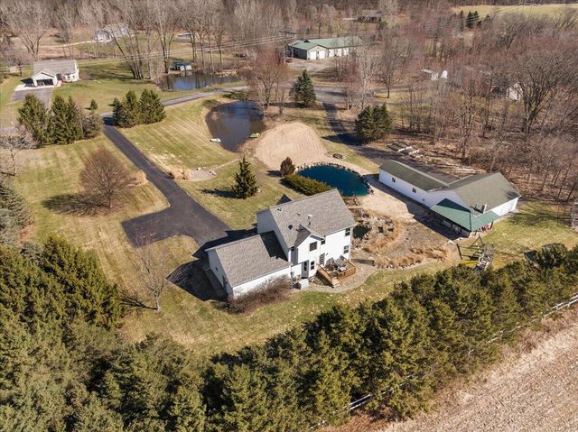 12880 Jordan Meadows Court, Lowell, MI 49331