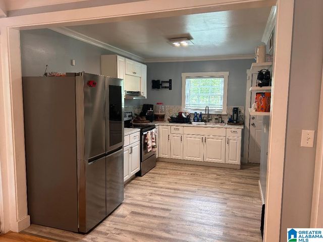944 EDWARDS LAKE ROAD, Birmingham, AL 35235