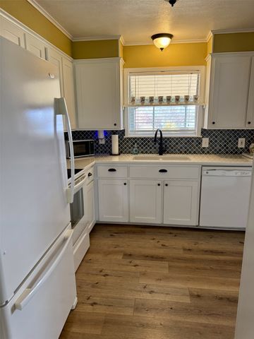 1926 VZ COUNTY ROAD 3103, Edgewood, TX 75117