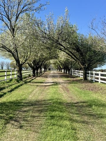 1926 VZ COUNTY ROAD 3103, Edgewood, TX 75117