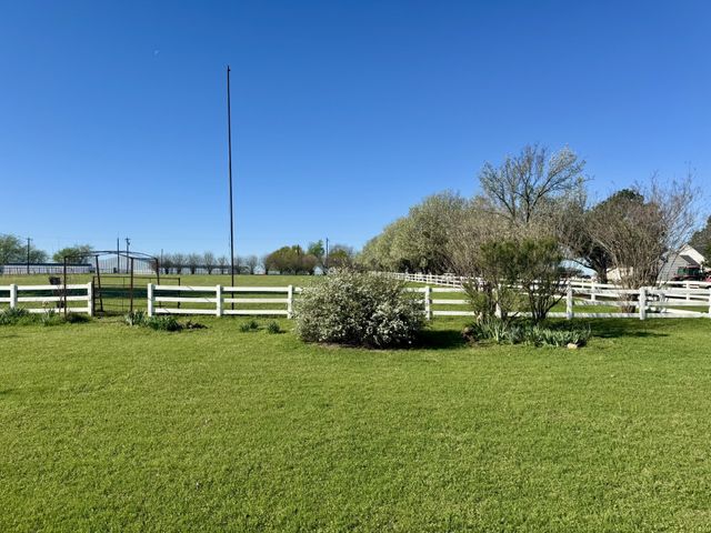 1926 VZ COUNTY ROAD 3103, Edgewood, TX 75117