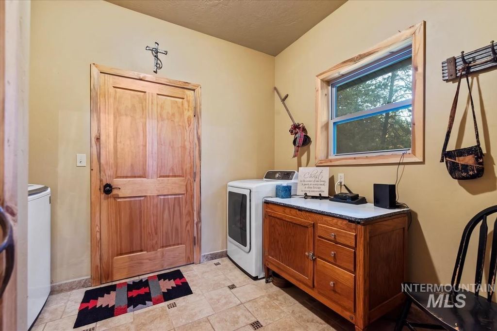 182 Southfork Rd, Garden Valley, ID 83622 photo 16