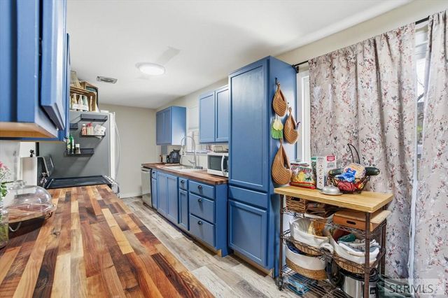 596 Hyde Ave, Pocatello, ID 83201