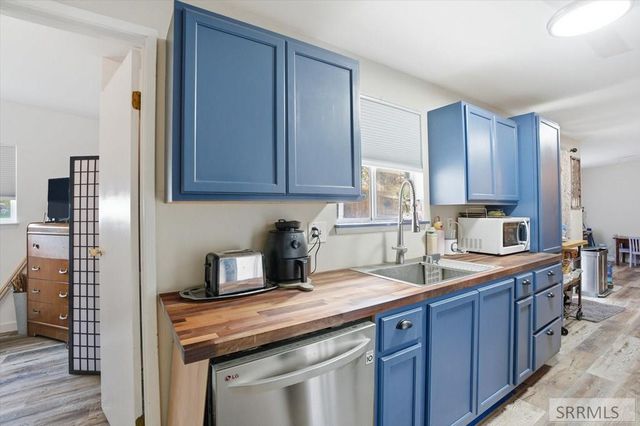 596 Hyde Ave, Pocatello, ID 83201