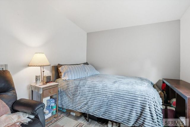 596 Hyde Ave, Pocatello, ID 83201