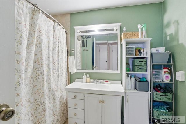 596 Hyde Ave, Pocatello, ID 83201