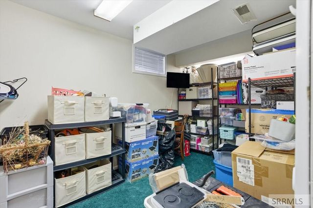 596 Hyde Ave, Pocatello, ID 83201