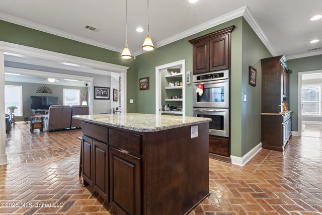 2410 W Shore Drive, Biloxi, MS 39532