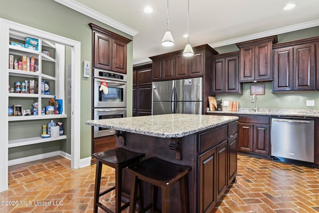 2410 W Shore Drive, Biloxi, MS 39532