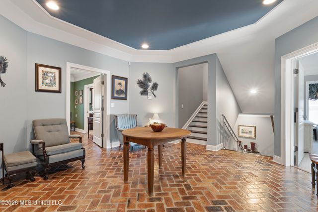 2410 W Shore Drive, Biloxi, MS 39532