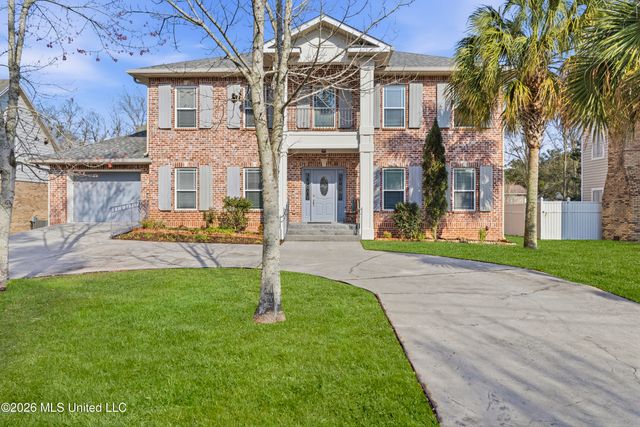 2410 W Shore Drive, Biloxi, MS 39532