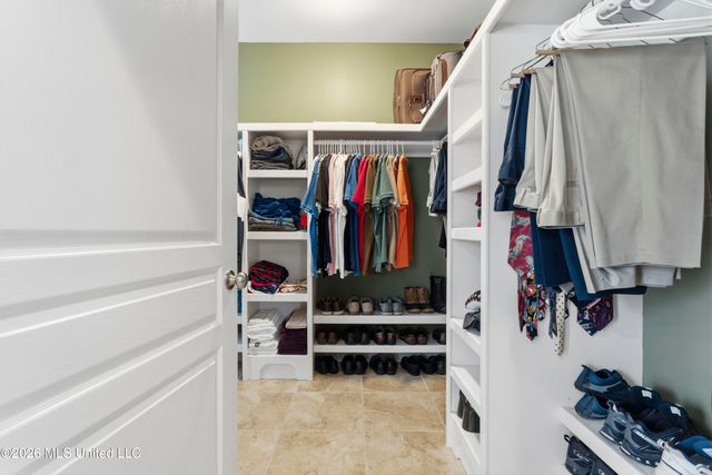 2410 W Shore Drive, Biloxi, MS 39532