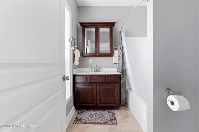 2410 W Shore Drive, Biloxi, MS 39532