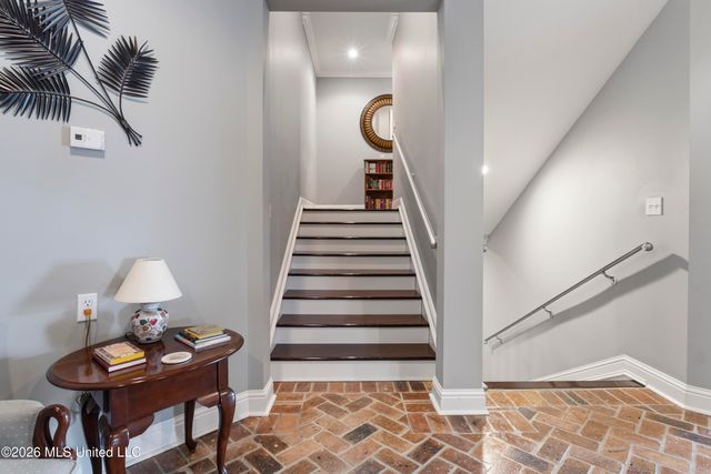 2410 W Shore Drive, Biloxi, MS 39532