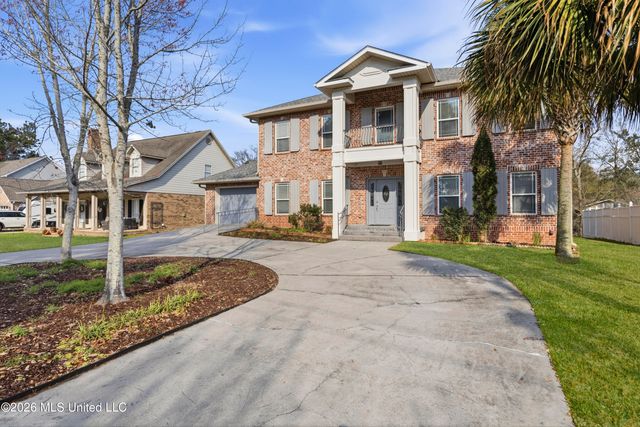 2410 W Shore Drive, Biloxi, MS 39532