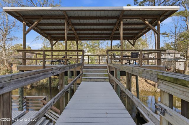 2410 W Shore Drive, Biloxi, MS 39532