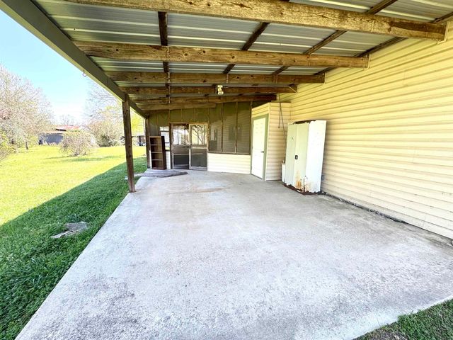 581 CR 467, Carthage, TX 75633
