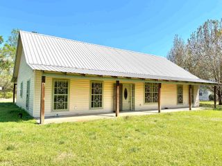 581 CR 467, Carthage, TX 75633