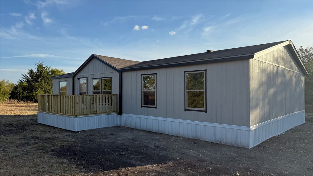 144 Wheelis Loop, Decatur, TX 76234 — exterior