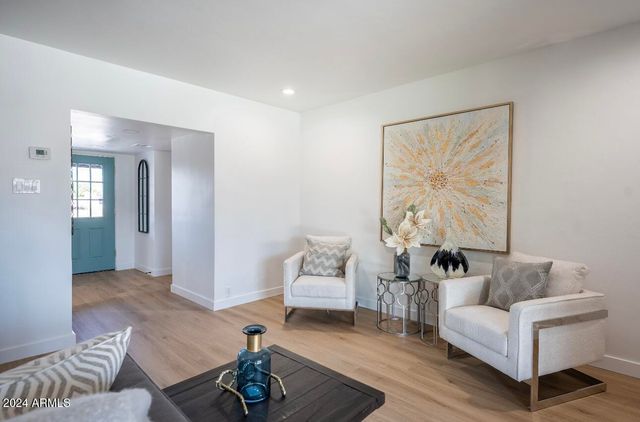 1731 E VERDE Lane, Phoenix, AZ 85016