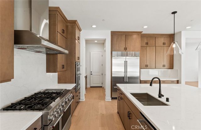 11838 Canoga Avenue, Chatsworth, CA 91311