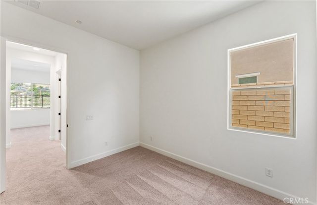11838 Canoga Avenue, Chatsworth, CA 91311