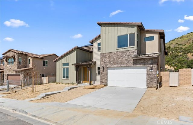 11838 Canoga Avenue, Chatsworth, CA 91311