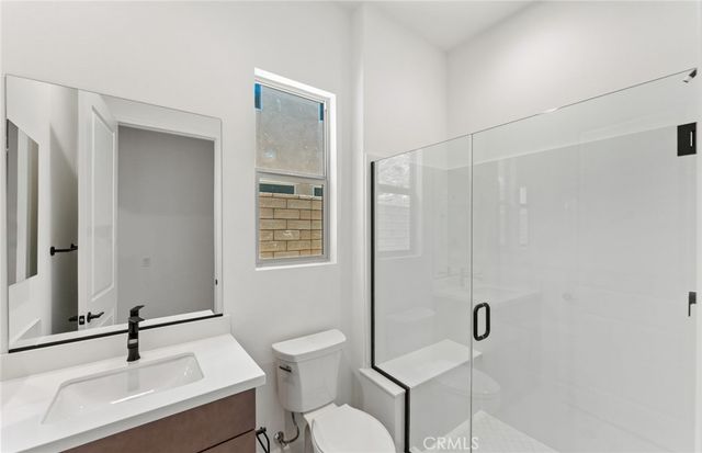 11838 Canoga Avenue, Chatsworth, CA 91311