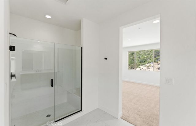 11838 Canoga Avenue, Chatsworth, CA 91311